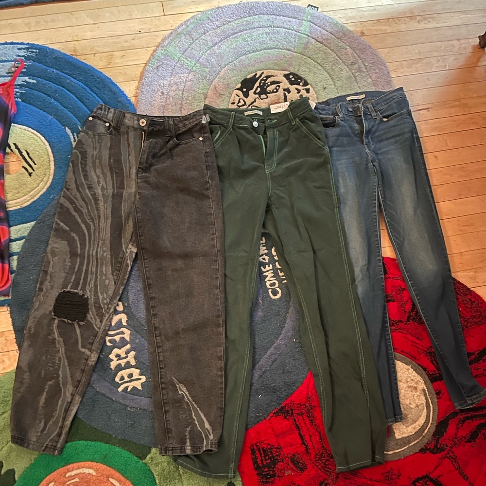 Stylish Denim and Green Pants Set